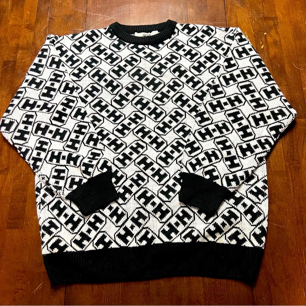 Vintage H•H Sweater XL 100% acrylic Double H Pattern